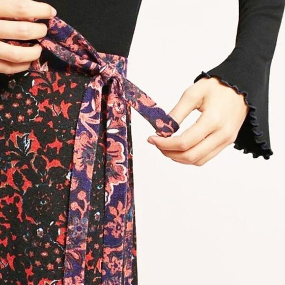 Maeve x Anthropologie Womens Floral Print Faux Wrap Side Tie Knit Skirt High Low - Picture 3 of 11